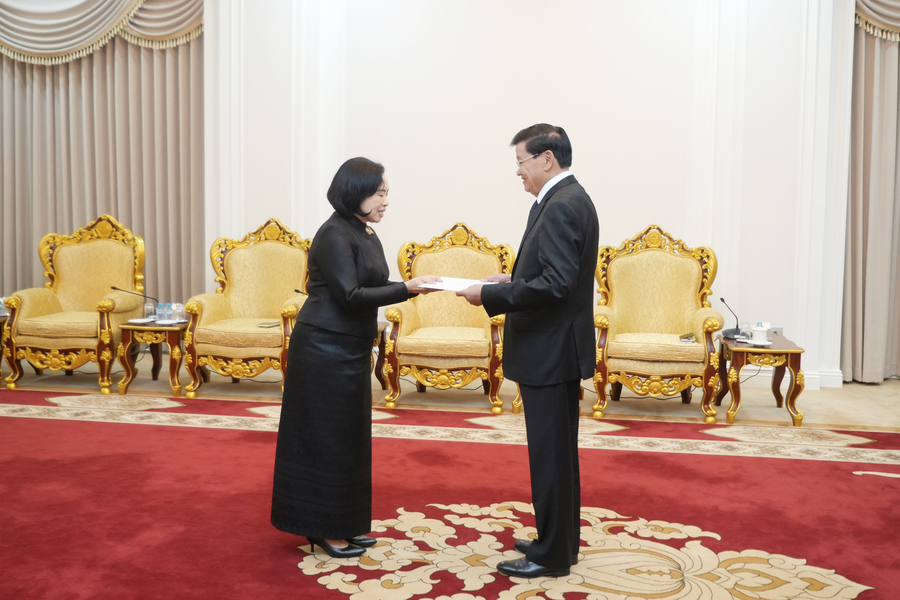 ປະທານປະເທດ ຮັບສານຕາຕັ້ງຈາກທູດຕ່າງປະເທດ